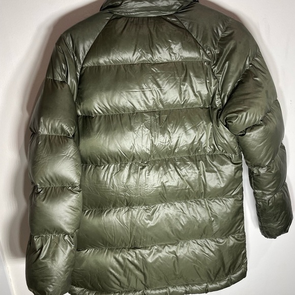 Patagonia Green Puffer Jacket - Picture 7 of 7